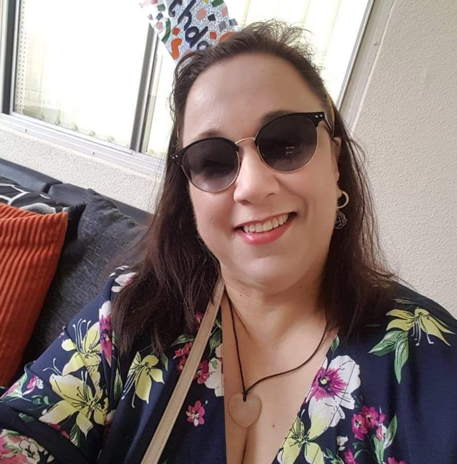 Lisa G. (UK)